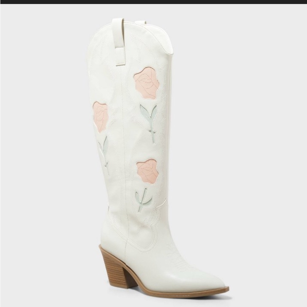 Universal Thread White and Pink Heeled Boots